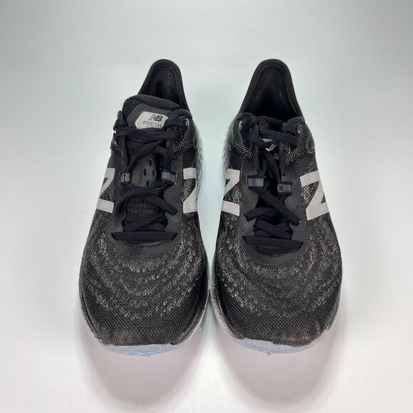 New Balance Fresh Foam More v2 Black Running Shoes Cushioned Comfort Womens Sz 8 - Picture 3 of 11